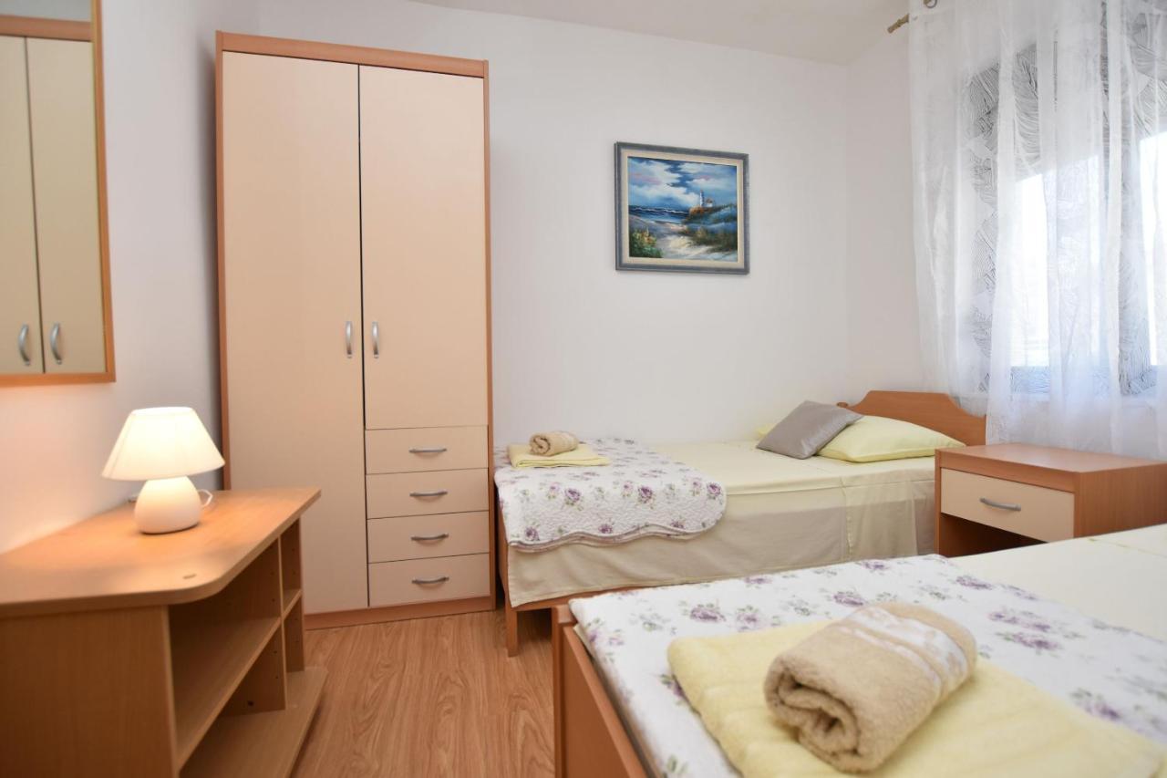 Apartments Tonja Primošten Exterior foto